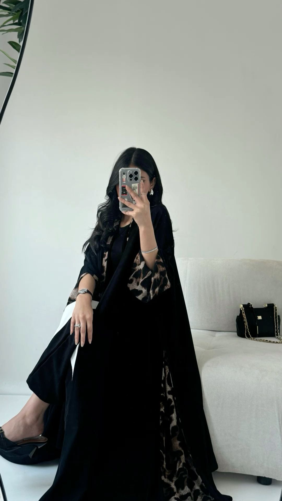 TIGRESSE ABAYA